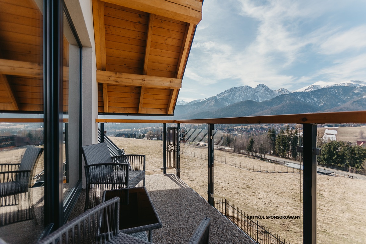 Z tych apartamentów rozpościera się wyjątkowy widok na Tatry, odwiedź Aptatry w Zakopanem i Kościelisku