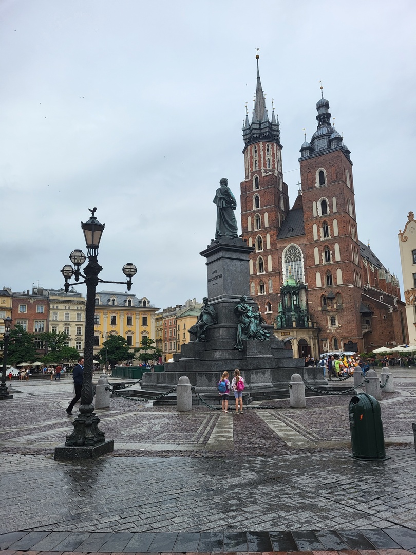 Kraków 13 male
